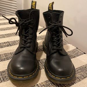 Dr Martens 1460 WOMEN'S PASCAL VIRGINIA LEATHER BOOTS
